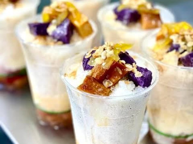 Halo-Halo